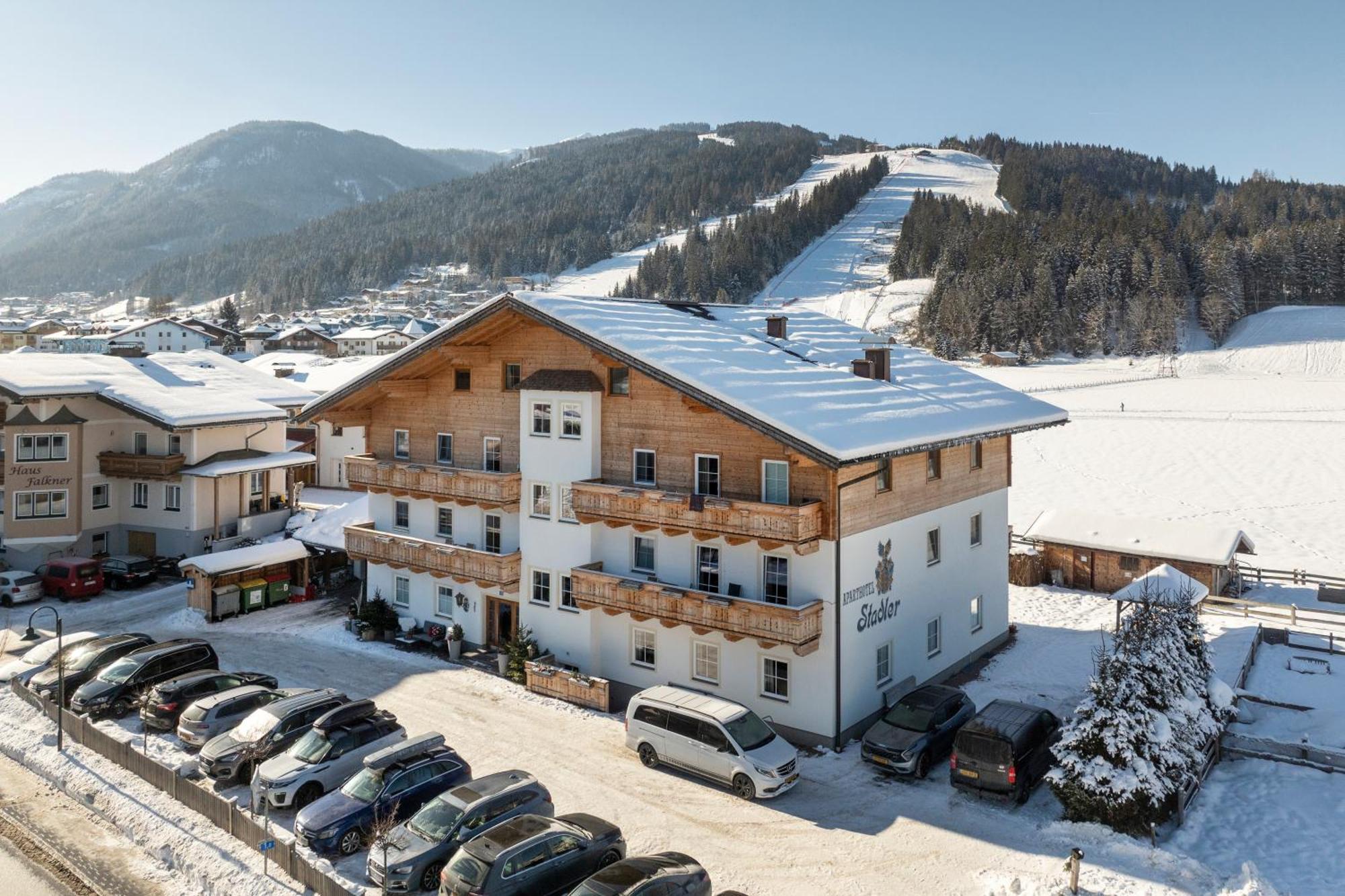 Stadler Aparthotel 3*